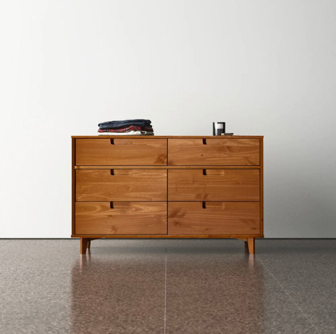 Helmick 6 - Drawer
Dresser