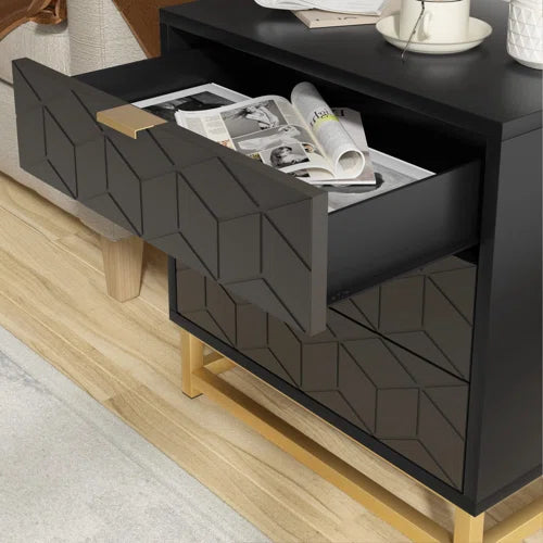 Lacey-Jay 3 - Drawer Dresser